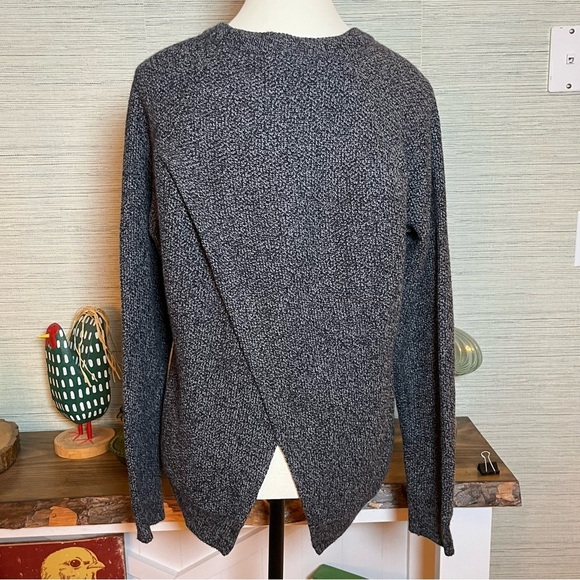 Madewell Gray Marled Knit Tulip Back Long Sleeve Sweater Women’s M Style# G6851 - Picture 3 of 8